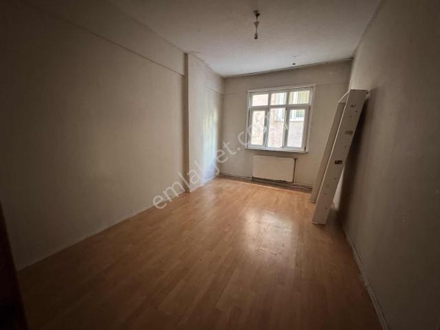 Merkezi Konumda Kiralık 2 + 1 Daire
