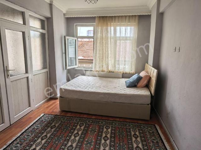 Merkezi Konumda Kiralık 3+1 Eşyalı Daire
