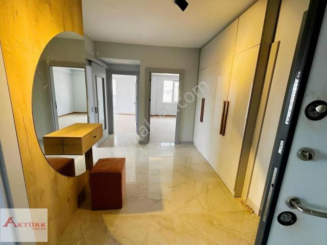 Merkezi Konumda Lüks Sıfır 3. Katta Kiralık Daire
