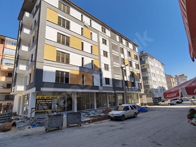 MERKEZİ KONUMDA SATILIK 2+1 DAİRE