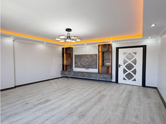 MERKEZİ KONUMDA SATILIK SIFIR 2+1 KREDİYE UYGUN DAİRE