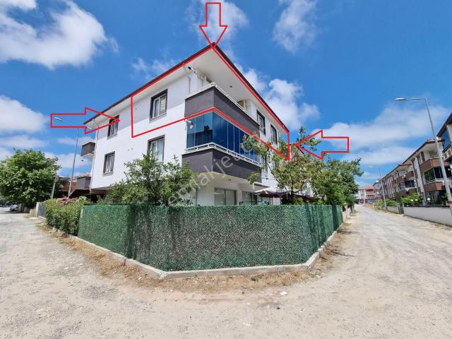 Merkezi Konumlu Denize Yakın Eşyalı Geniş 2+1 Daire
