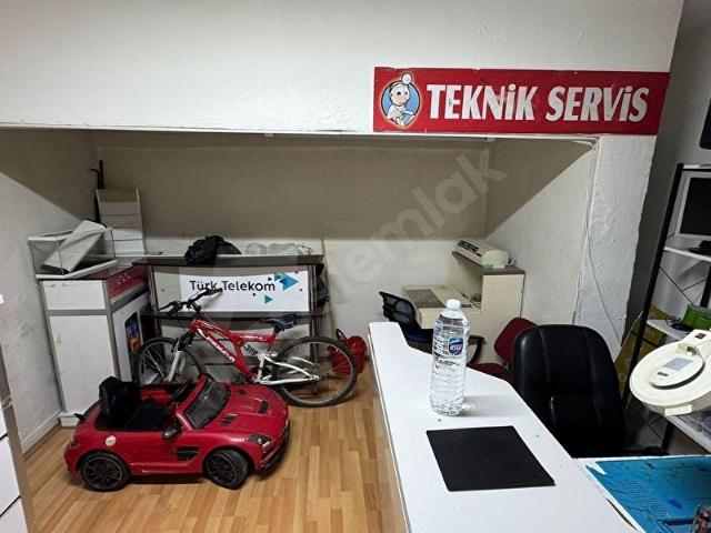 MERKEZİ LOKASYONDA ÇARŞI İÇİ CADDESİN DE DEVREN KİRALIK DÜKKAN