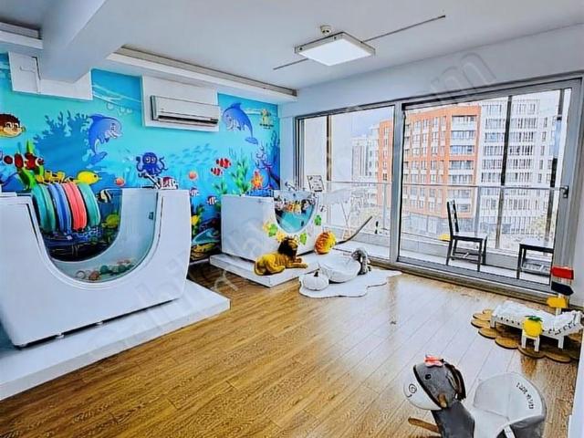 Merkezi Lokasyonda Plaza'da Devren Kiralık Baby Spa Merkezi
