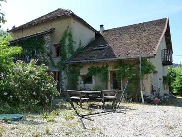 Merlas 38620 Achat / Vente maison 8 pièces t8