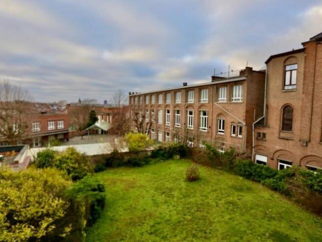 MERODE: TRES BEAU STUDIO AVEC TERRASSE PEB C