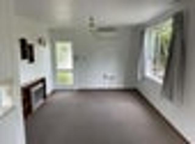 Merrilands, 2 bedrooms, $450 pw