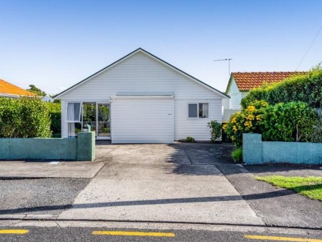 Merrilands, 3 bedrooms