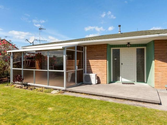 Merrilands, 3 bedrooms