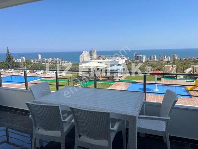 Mersin'de Tatil Köyü Konsepti Full Eşyalı Süper Lüks 2+1 Daire