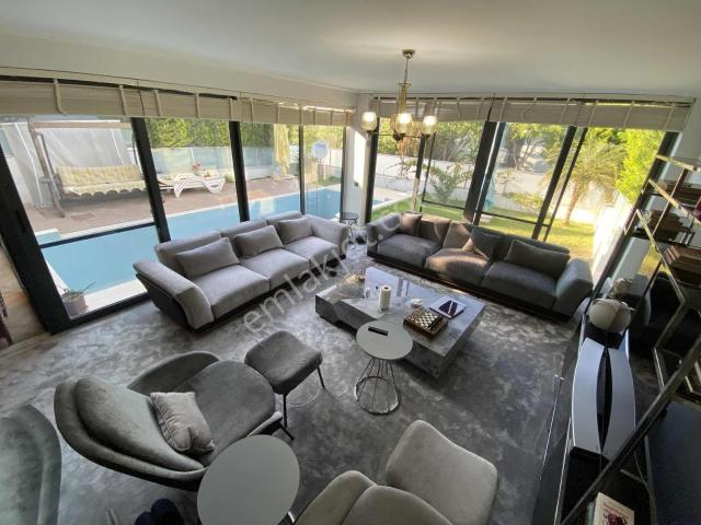 Mersin Gold Life Susanoğlunda Site İçerisinde 4+1 Satılık Villa