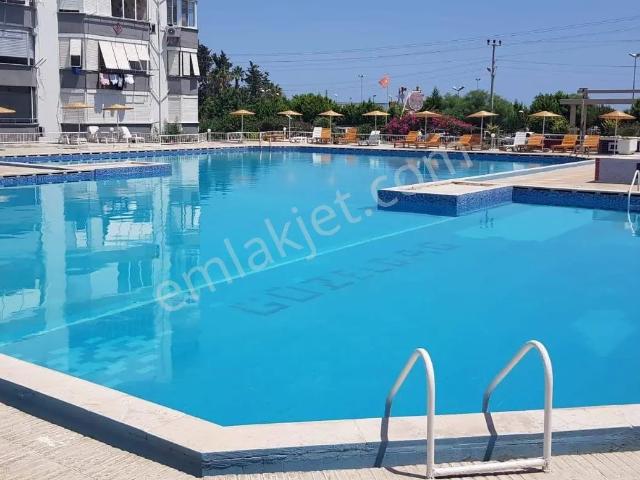 Mersin Erdemli Merkez Eşyalı Kiralık Denize Sıfır 1+1 Daire