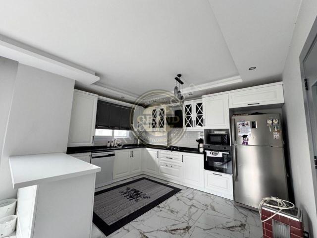 Mersin Mezitli Akdeniz Mah Eşyalı Satılık 4+1 Daire