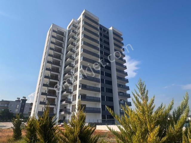 Mersin Mezitlide Deniz Manzaralı Satılık 3+1 Daire