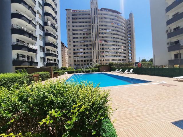 Mersin Tömük Denize Komşu Havuzlu 3+1 Satılık Daire