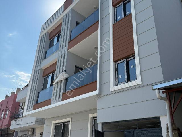 Mersin Toroslar Çukurova Mah. 150 M2 Arsa İçerisinde 3 Katlı Sifir Bina
