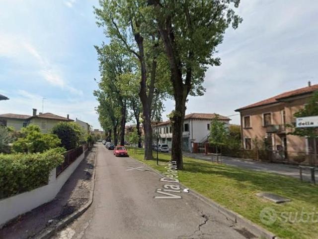 Mestre ampia stanza singola libera da subito