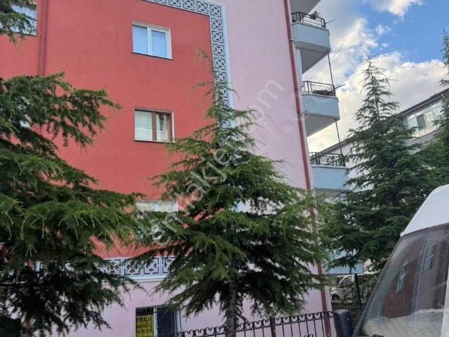 Mes Emlak'tan Doğalgazlı Merkezde 2+1 Kiralık Daire