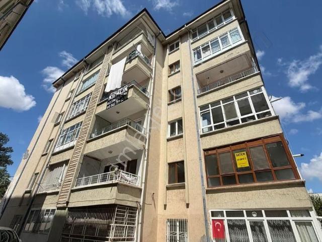 Mes Emlak'tan Ticaret Meslek Karşısı 3+1 Kiralık Site Dairesi