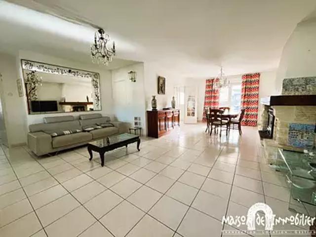 Meschers sur Gironde 17132 Achat / Vente maison 7 pièces t7