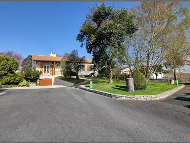 Meschers sur Gironde 17132 Achat / Vente maison 7 pièces t7 terrasse balcon