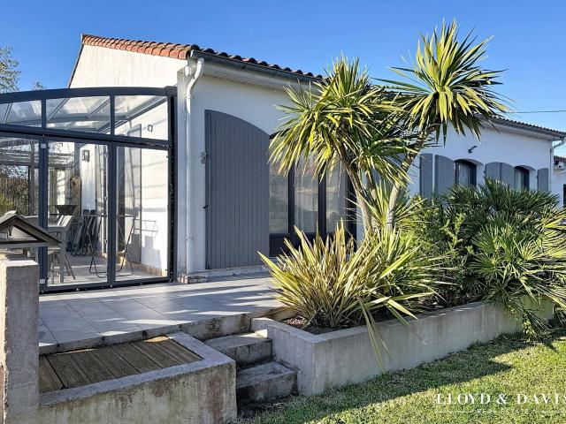 Meschers sur Gironde: Maison Contemporaine de 117 m² + gara. 137m² Meschers sur Gironde