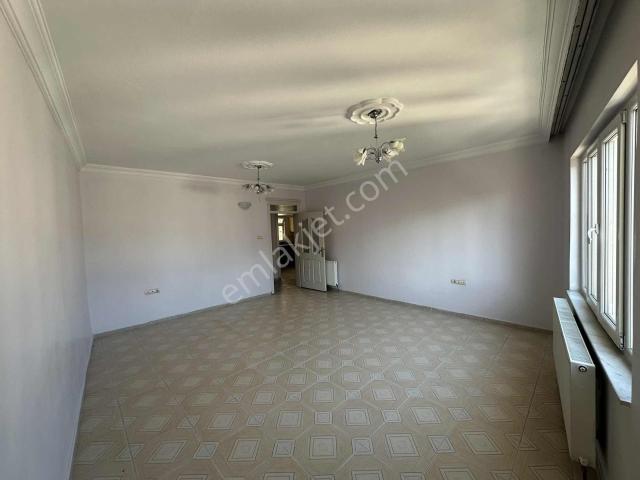 Metyap Gayrimenkulden Kiralık 60.yıl Mahallesinde 2+1 Daire