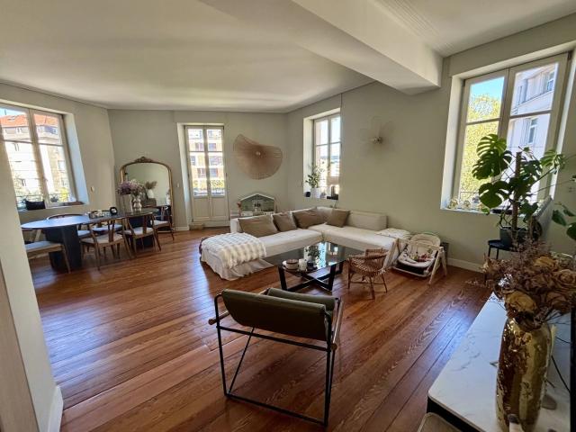 METZ Appartement F5 A LOUER Rue aux Arènes