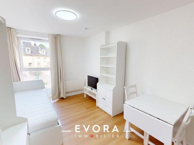 METZ CENTRE STUDIO A LOUER 17,23 M2