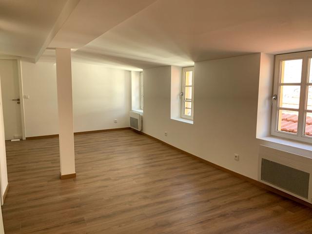 Metz Hyper centre 2 pièce s 45 m2