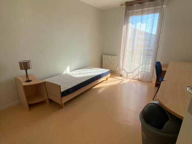 METZ QUEULEU STUDIO MEUBLE RESIDENCE DE SERVICES
