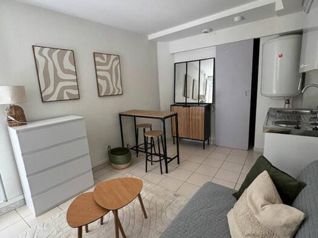 METZ: studio meublé à louer au centre ville