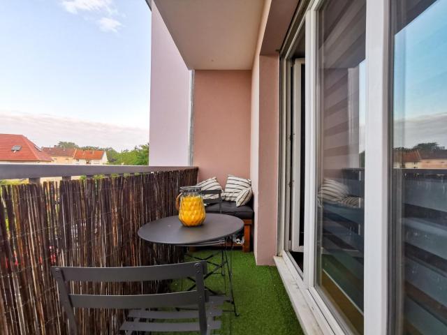 METZ SABLON: F2 avec balcon