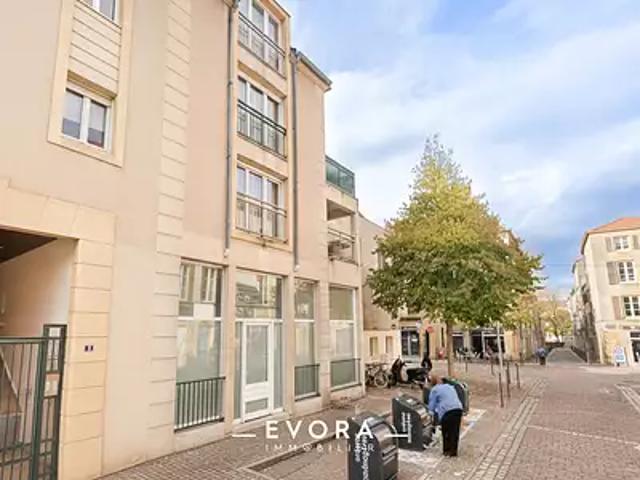 Metz 57000 Achat / Vente divers 3 pièces
