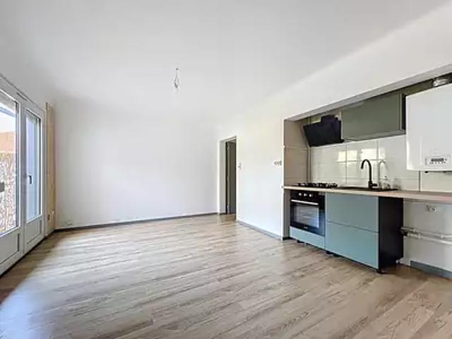 Metz 57050 Achat / Vente appartement 2 pièces t2 au dernier étage