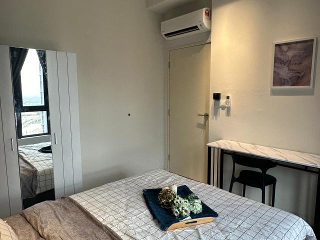 Meta Residences