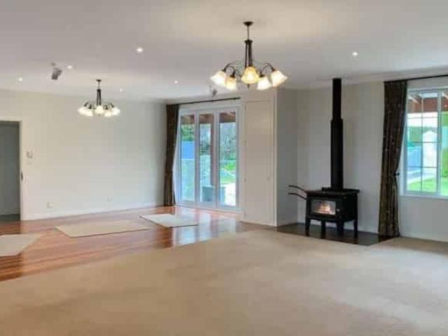 METHVEN 4 BEDROOM, 2 BATHROOM, LOG BURNER