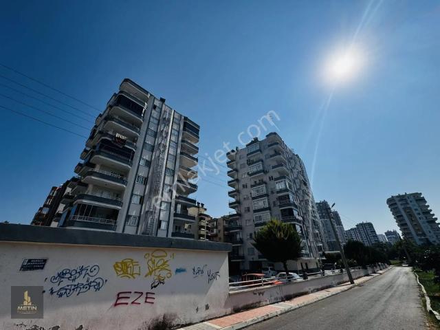 Metin Gayrimenkul’den Mezitli Merkez Mahallesinde Kiralık 3+1 Daire