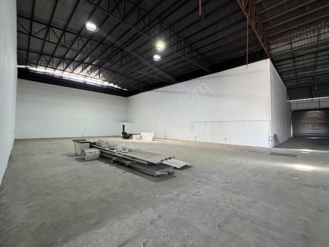 Metrekare Emlak'tan Sanayide 600 M2 Kiralık Dükkan