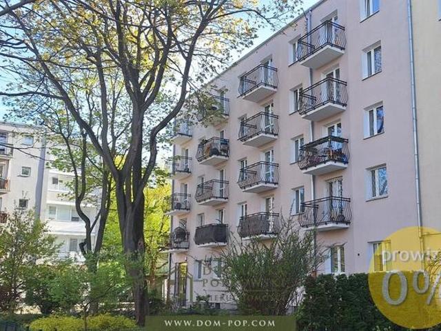 Metro Wierzbno 4 pok. z klimatyzacją w kamienicy