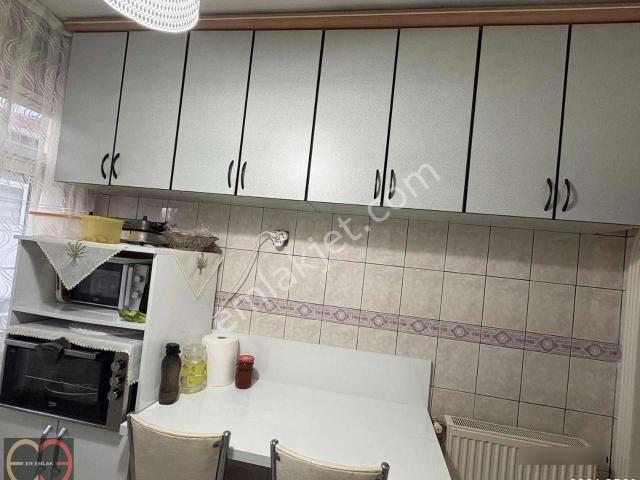 Metro Yürüme Mesafesi Manzaralı Bakımlı Satılık 3+1 Daire