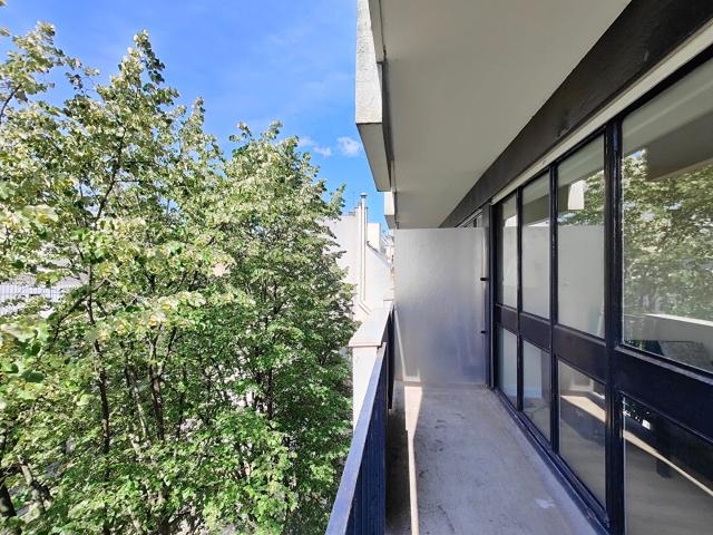 Métro Boucicaut APPARTEMENT PARIS 15è Meublé avec balcon