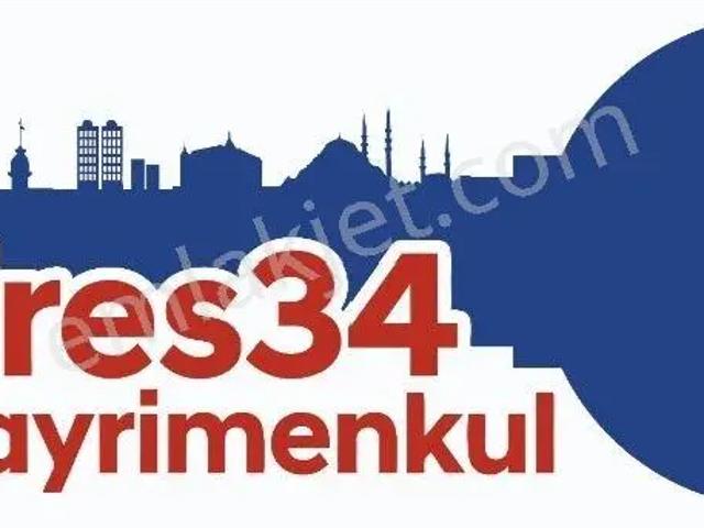Metro Durağına 100 Metre Mesafede 2:+1 Yüksek Giriş Daire