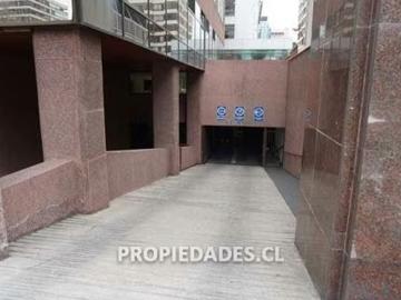 Metro El Golf Oficina en arriendo en Las Condes | Espacios por CLF 0.45 en Las Condes