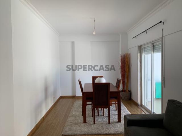 Metro Lumiar Apartamento T2+1 Alameda das Linhas de Torres em Lisboa*RIOMAGIC