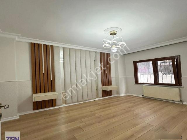 Metrobüse Yakın 2+1 Kiralık Bahçeli Bahçe Katı Daire
