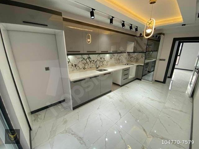 METROBÜSE YÜRÜME MESAFESİNDE ESENYURT GÜZELYURT MAH GENİŞ M2 Lİ 3+1 FIRSAT DAİRE