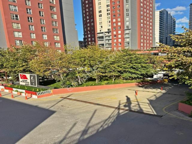 Metrobüs'e Yürüme Mesafesinde N Towers Sitesinde 1+1 Kiralık