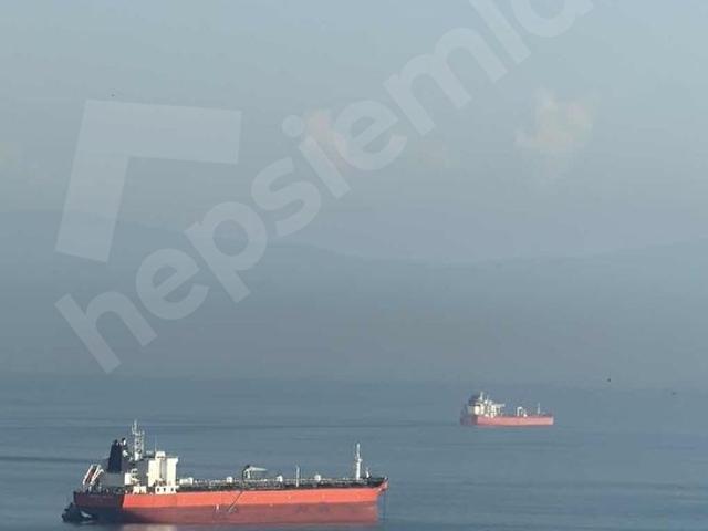 metrobüsün dibinde 4 + 2 deniz manzaralı lüks daire