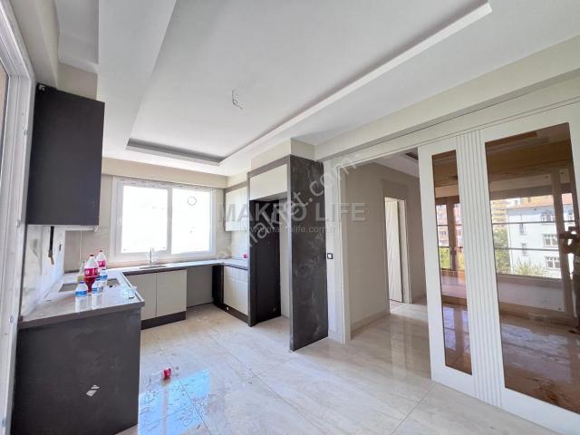 Metropol Cebelinur Camii Yanında Kiralık 3.5+1 Daire